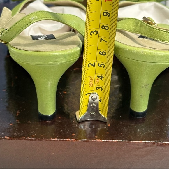 Etienne Aigner Lime Green Wedge Heel Sandals Size 7 Vintage - Picture 6 of 14